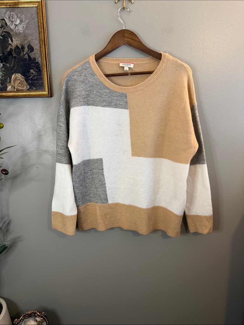 Andrée by Unit Colorblock Sweater Small Camel Gray Cream Soft Knit - Picture 2 of 8